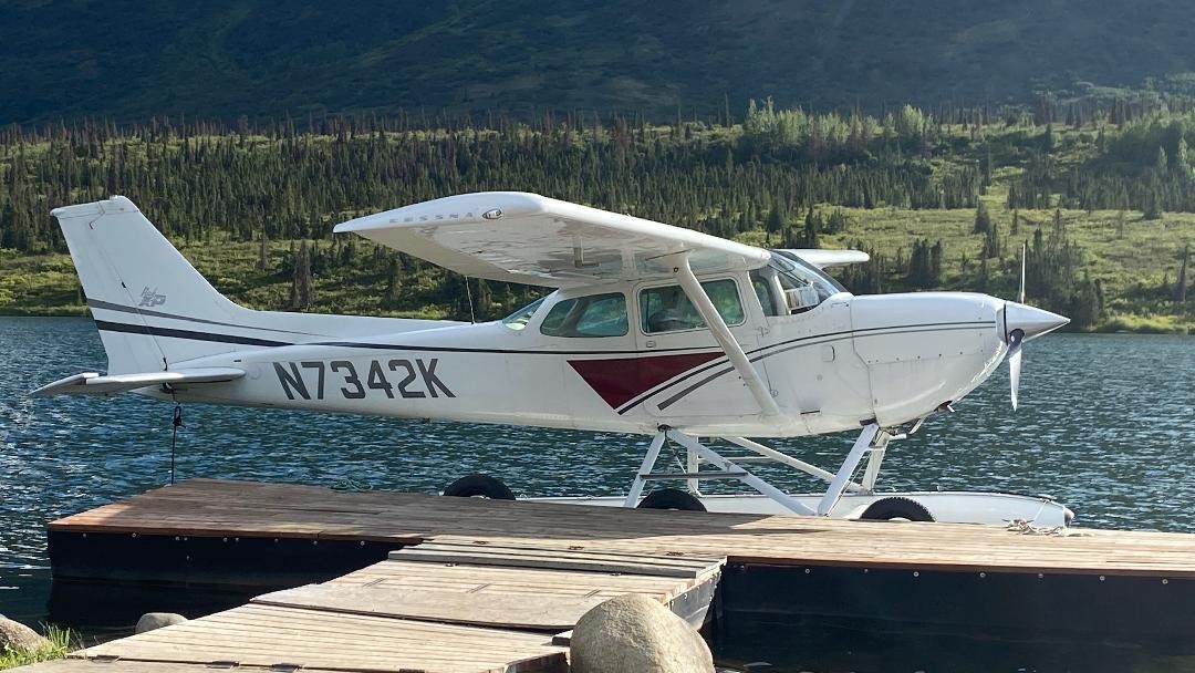 1968 Cessna 172I Factory Float Plane